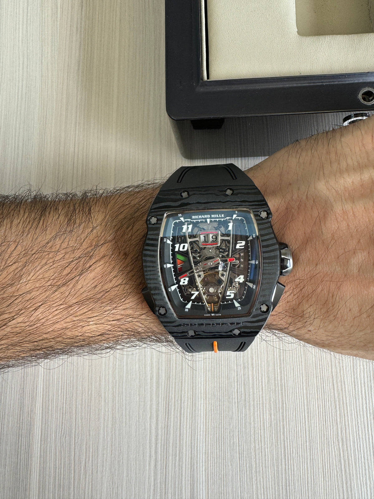 RICHARD MILLE PRETO 47MM
