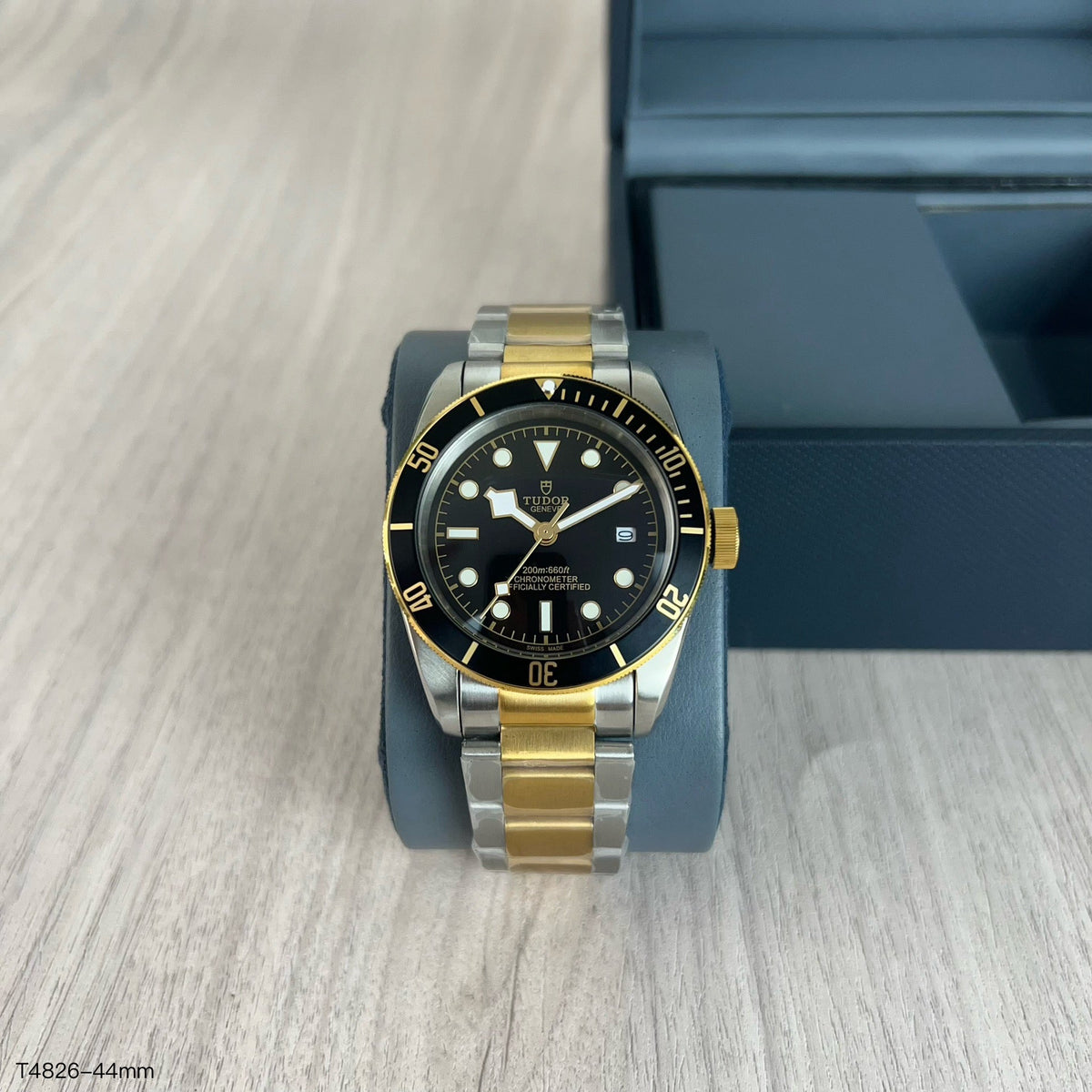 TUDOR BLACK BAY PRATA DOURADO PRETO 42MM