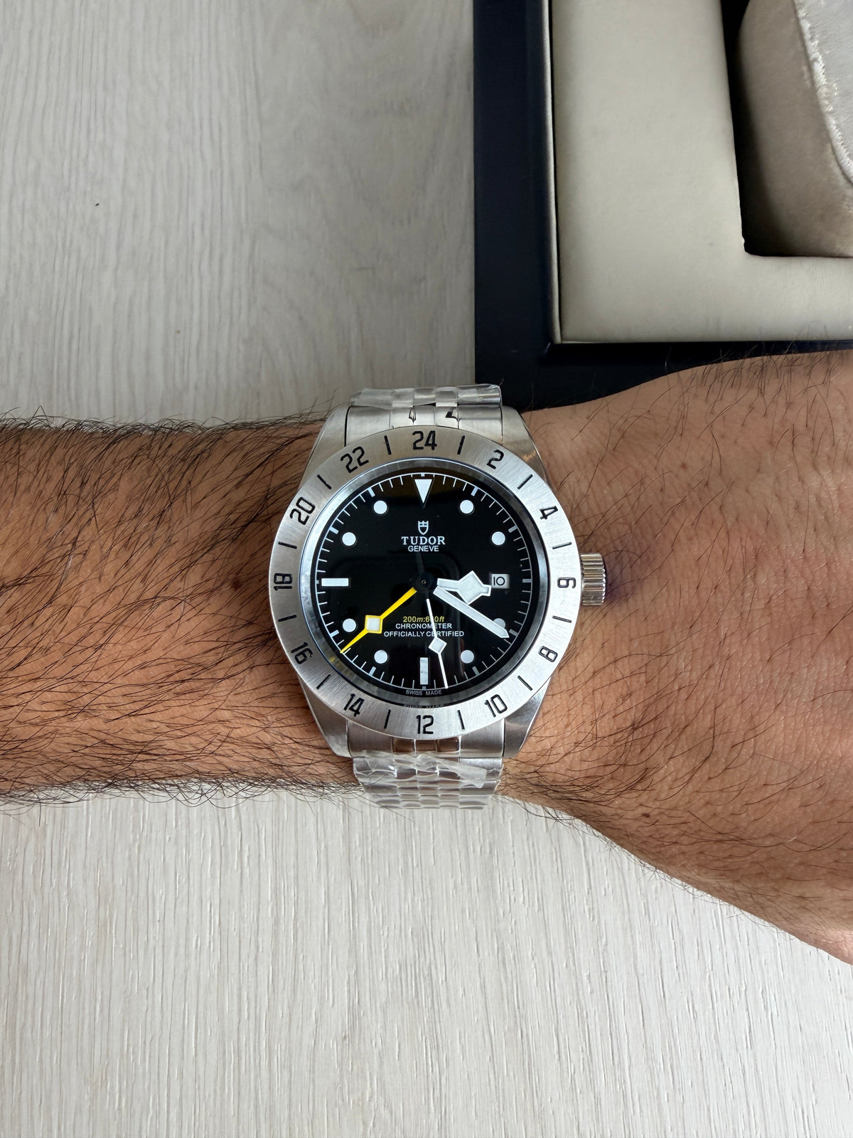 TUDOR BLACK BAY PRATA PRETO 41M