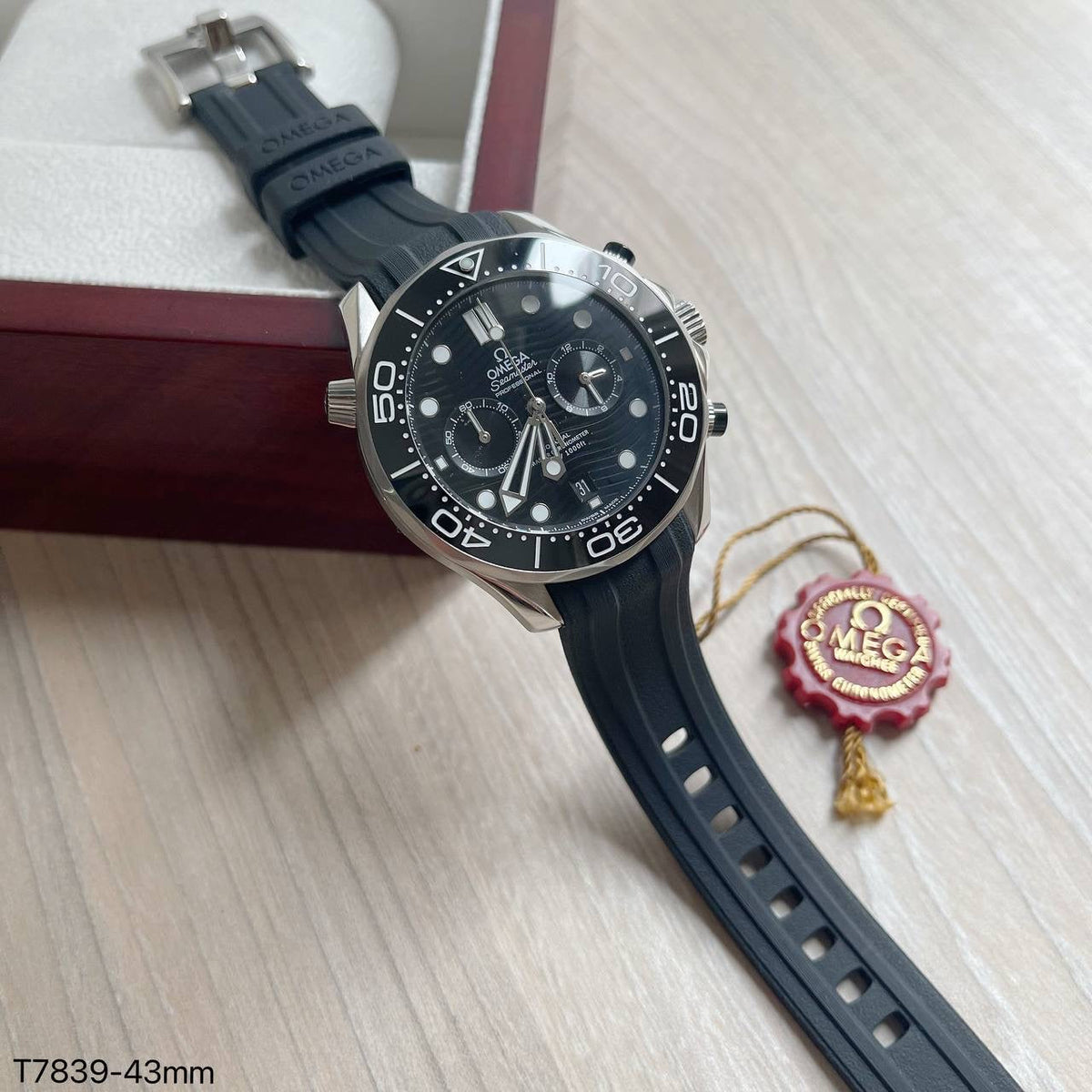 OMEGA SEAMASTER PRATA BORRACHA 43MM