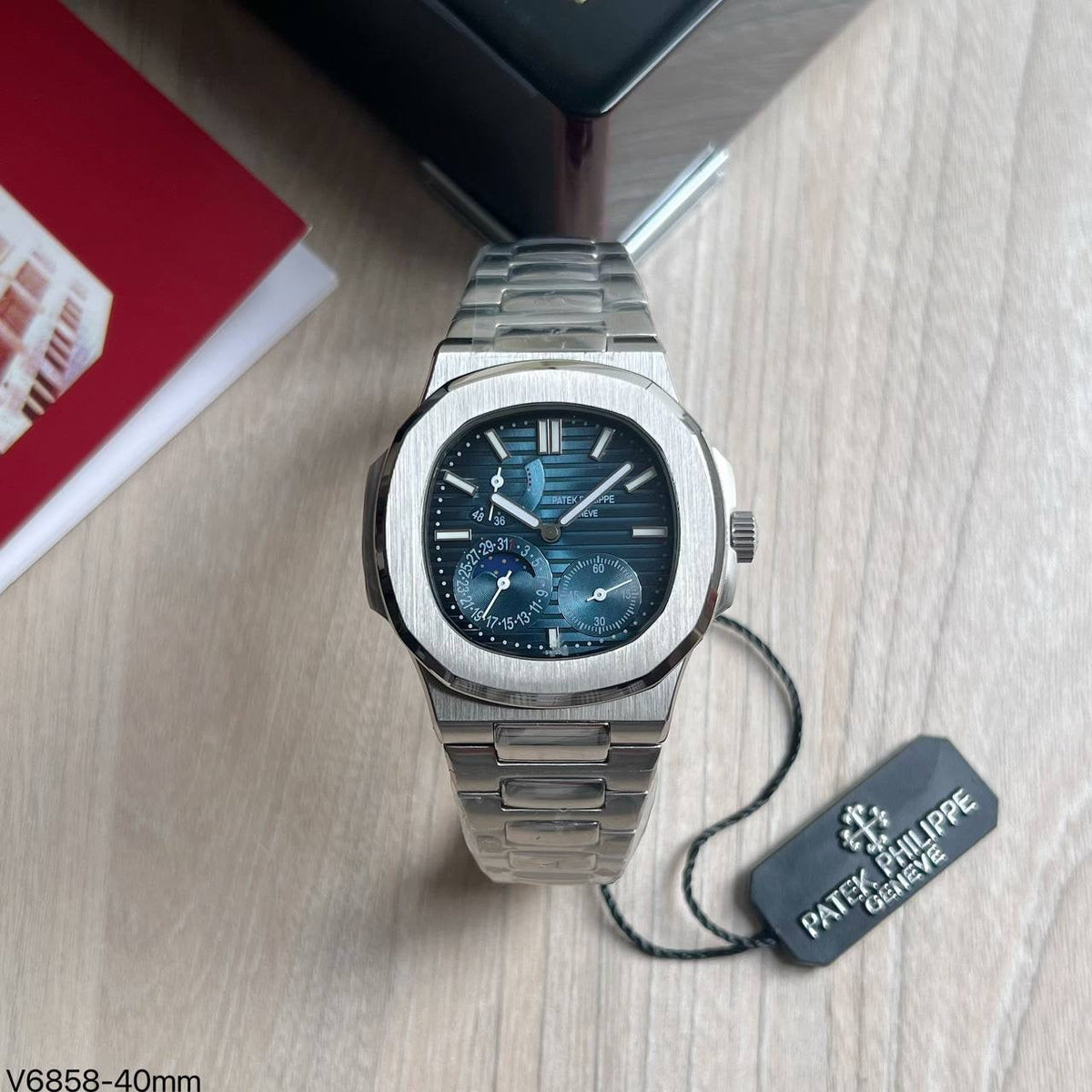 PATEK PHILIPPE NAUTILUS AZUL 40MM