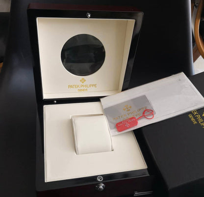 PATEK PHILIPPE PRATA COURO AUTOMATICO 43MM