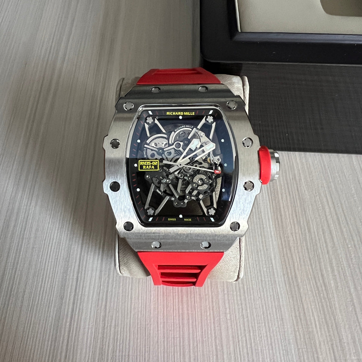 RICHARD MILLE PRATA VERMELHO 47MM