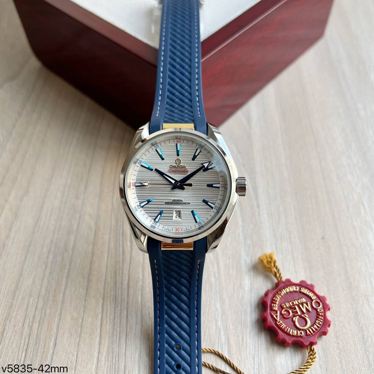 OMEGA SEAMASTER AQUATERRA AZUL BORRACHA 41MM
