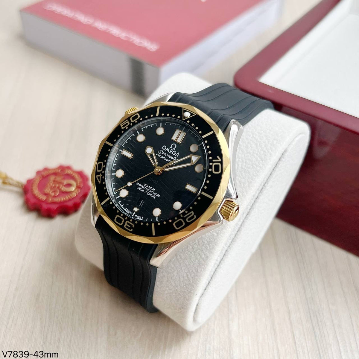 OMEGA SEAMASTER DIVER DOURADO BORRACHA 42MM