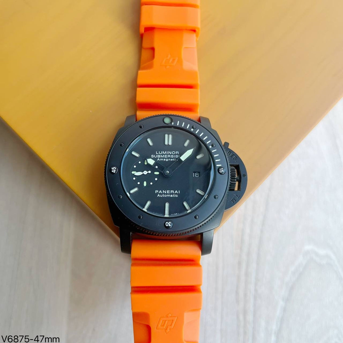 PANERAI SUBMERSIBLE AMAGNETIC  PRETO LARANJA 47MM