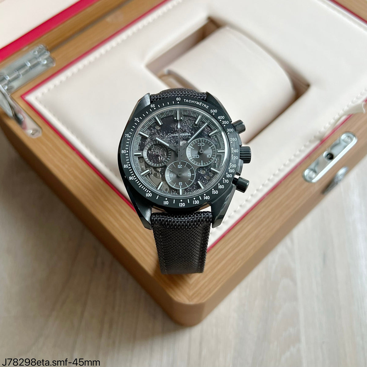 OMEGA SPEEDMASTER PRETO 44MM SUPER CLONE