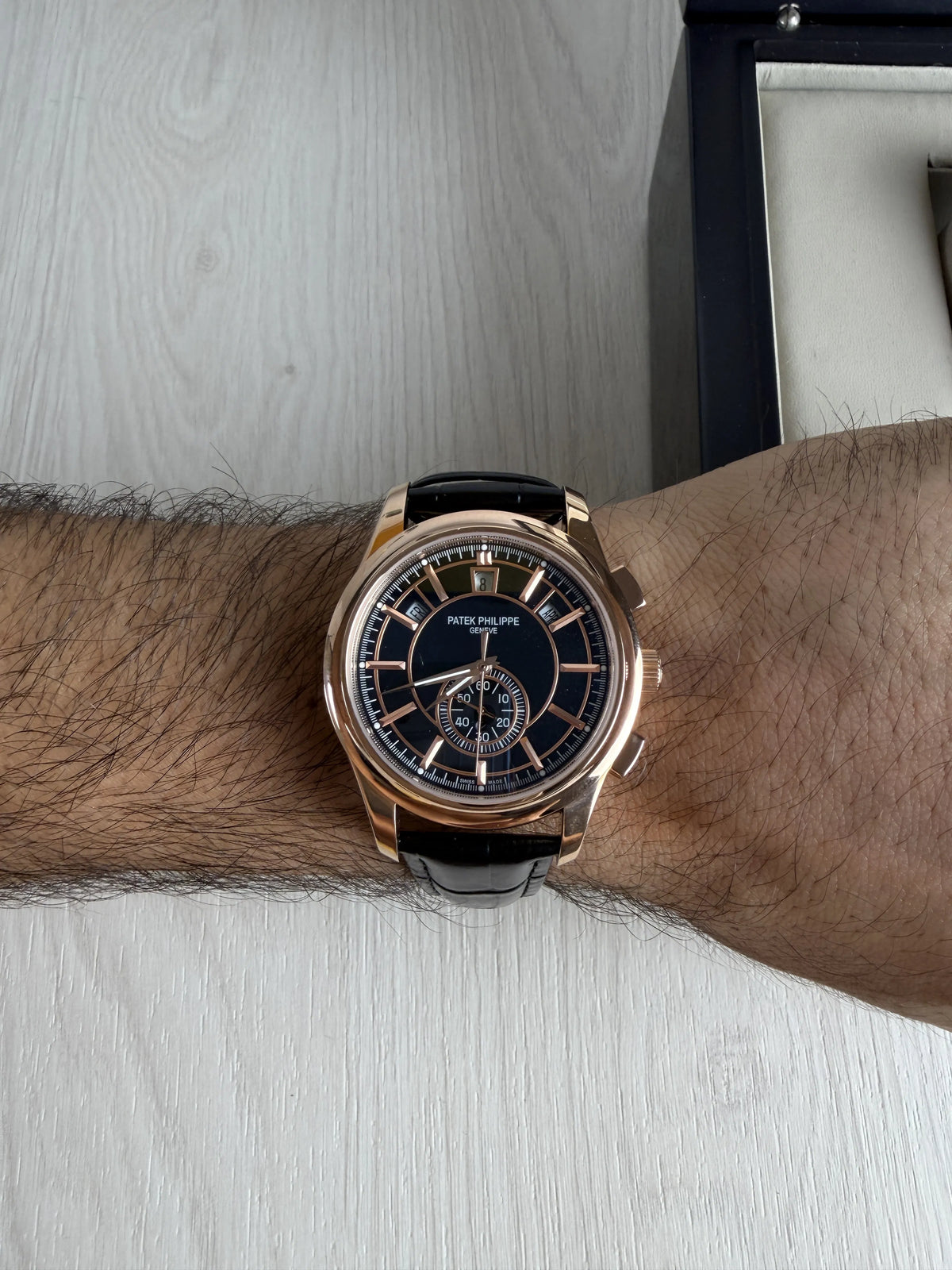 PATEK PHILIPPE ANNUAL CALENDAR ROSE PRETO AUTOMATICO 40MM