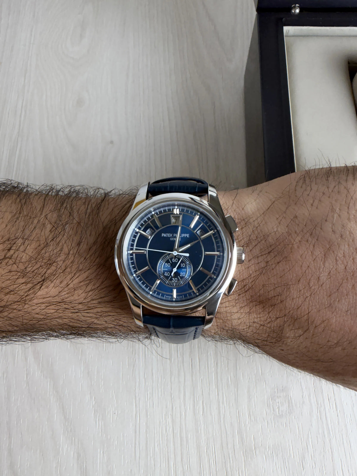 PATEK PHILIPPE ANNUAL CALENDAR PRATA AZUL AUTOMATICO 40MM