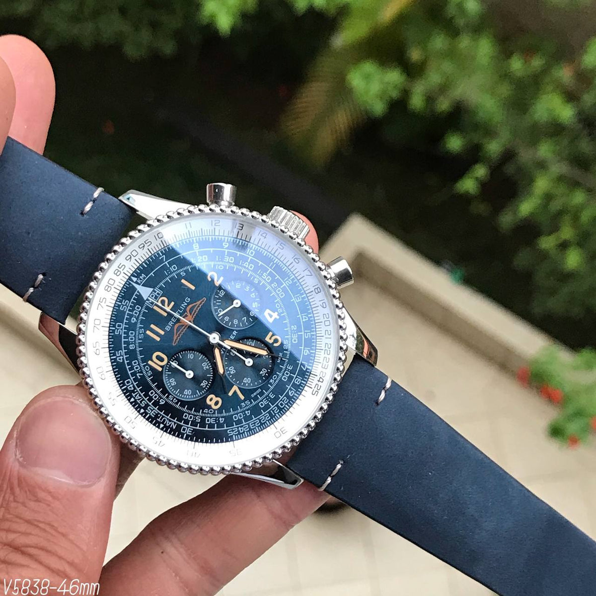 BREITLING NAVITIMER AZUL COURO 46MM