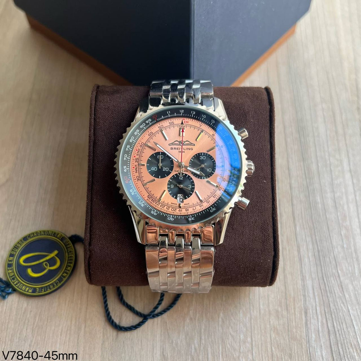 BREITLING NAVITIMER SALMÃO 46MM