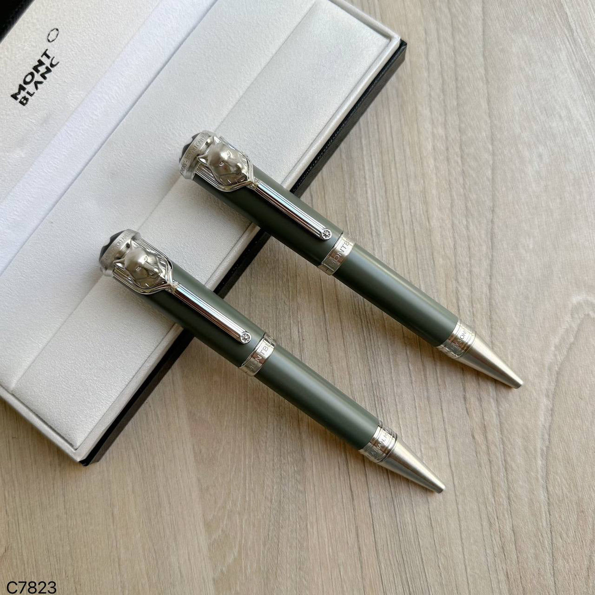 CANETA MONT BLANC VERDE PRATA