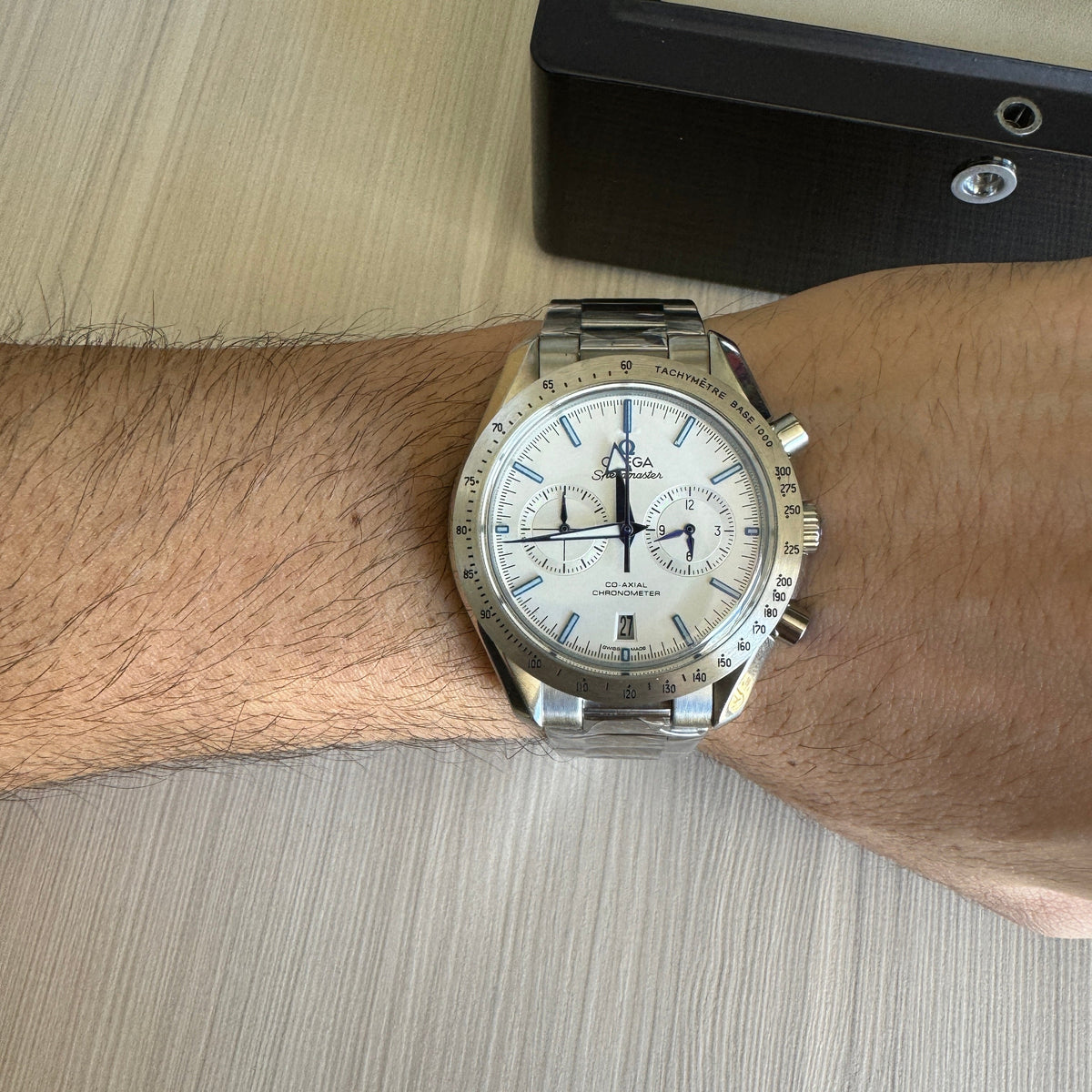 OMEGA SPEEDMASTER PRATA 44MM