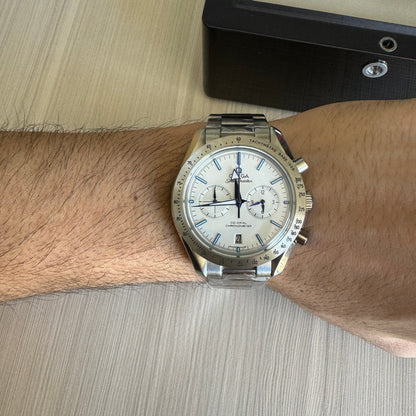 OMEGA SPEEDMASTER PRATA 44MM