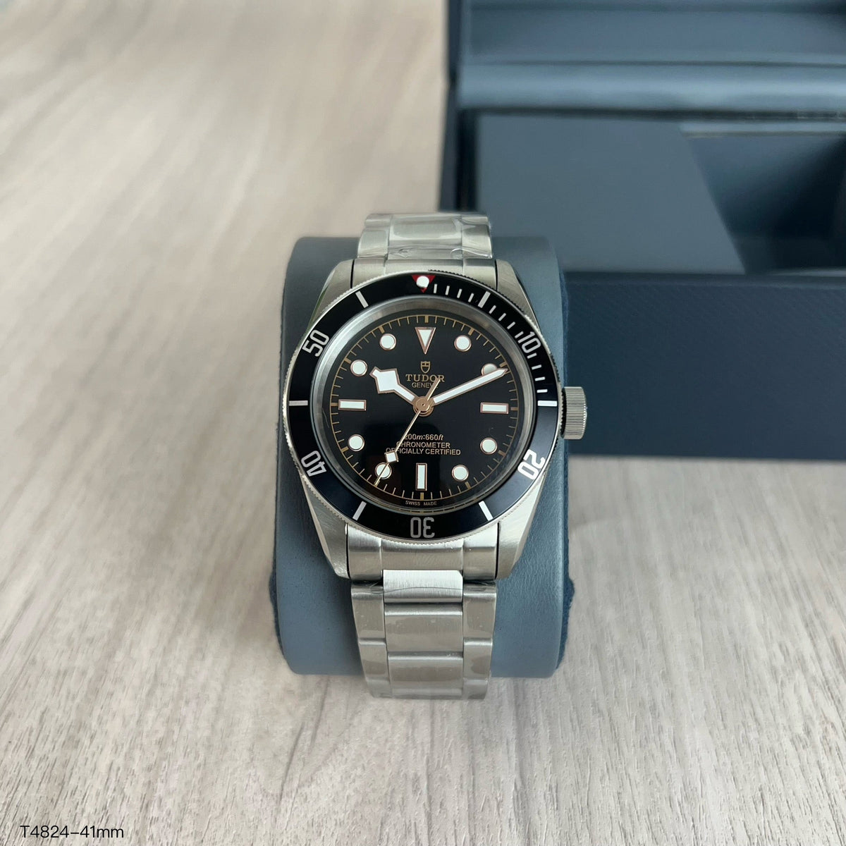 TUDOR BLACK BAY PRATA PRETO 42MM