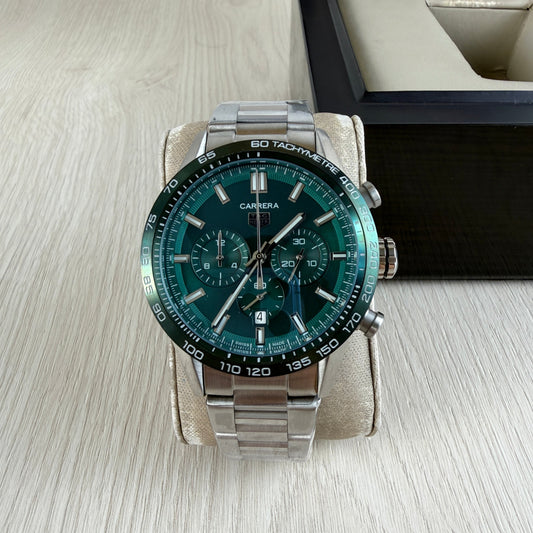 TAG HEUER CARRERA PRATA VERDE 44MM