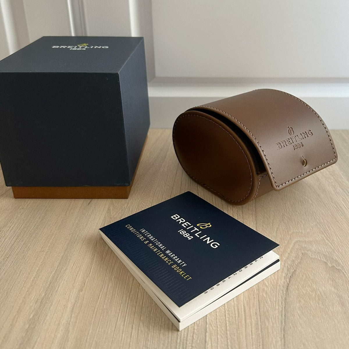 BREITLING NAVITIMER PRATA DOURADO BRANCO 46MM