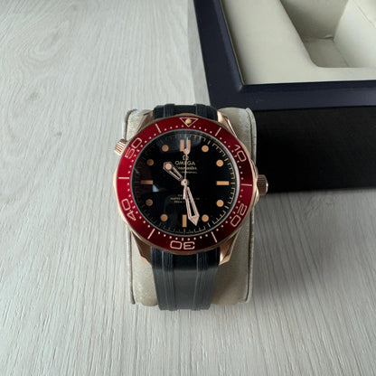 OMEGA SEAMASTER DIVER  ROSE VERMELHO 42MM
