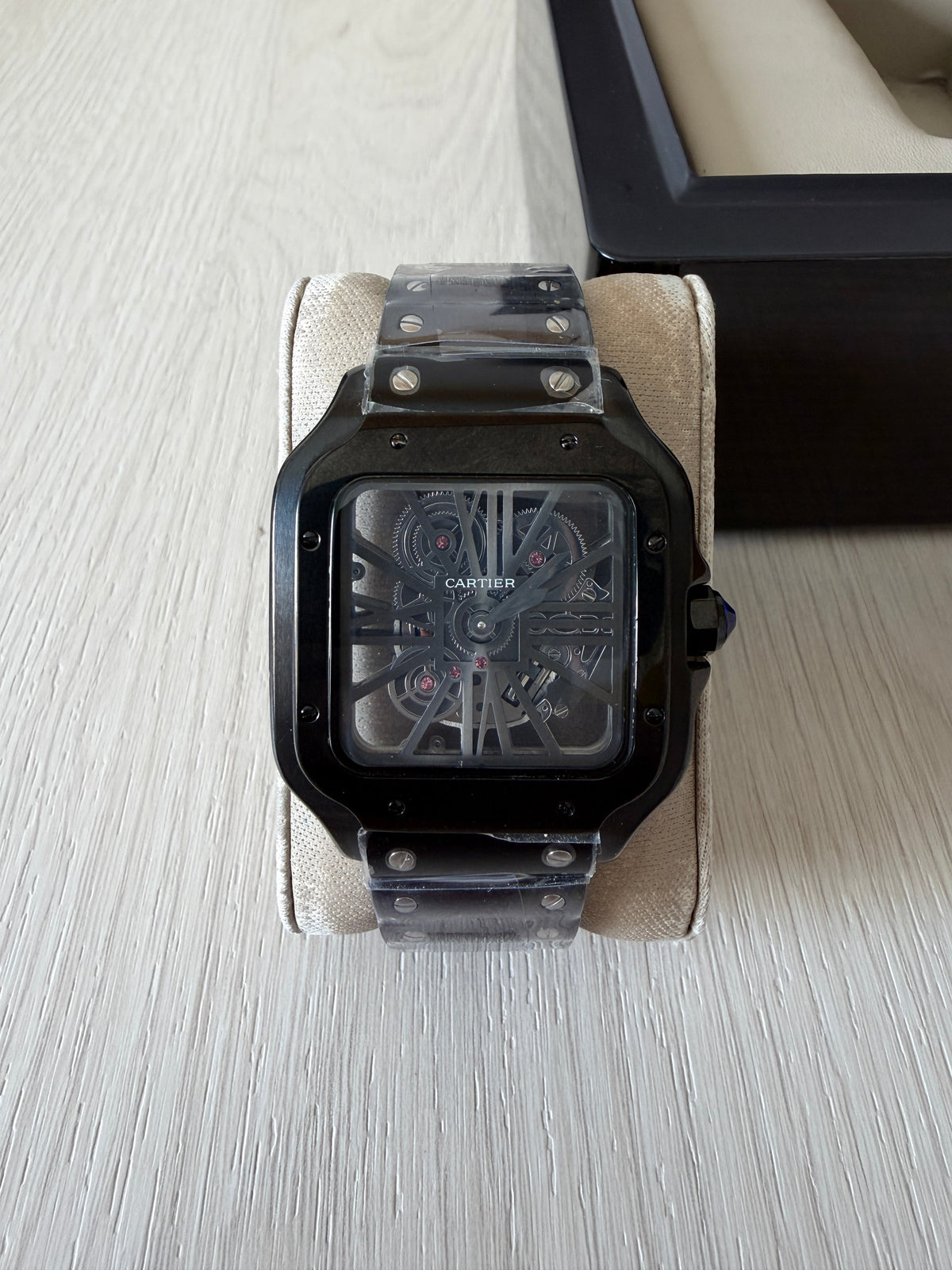 CARTIER SANTOS ESQUELETO PRETO 40MM X 47MM