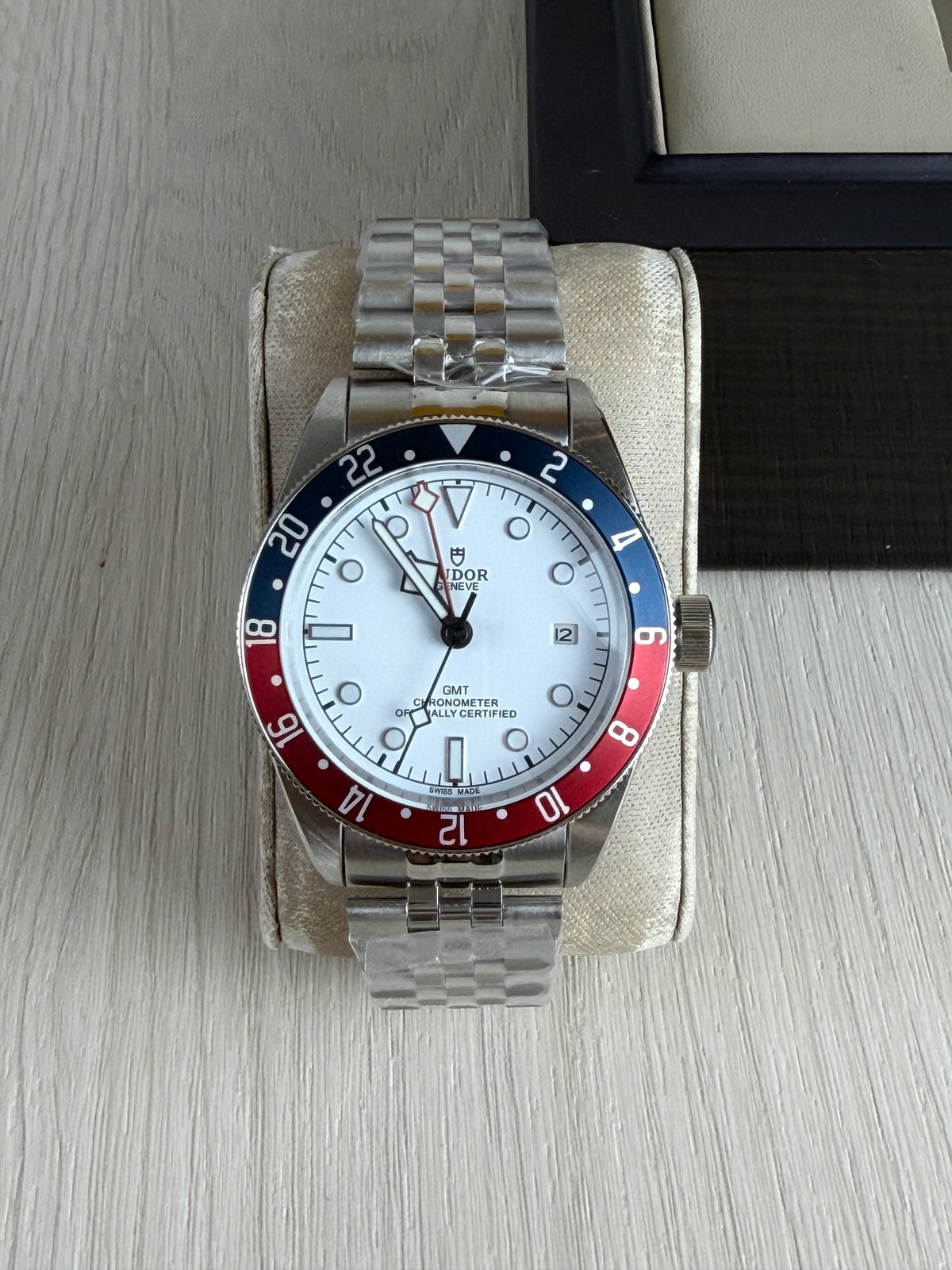 TUDOR BLACK BAY PRATA PEPSI 41M