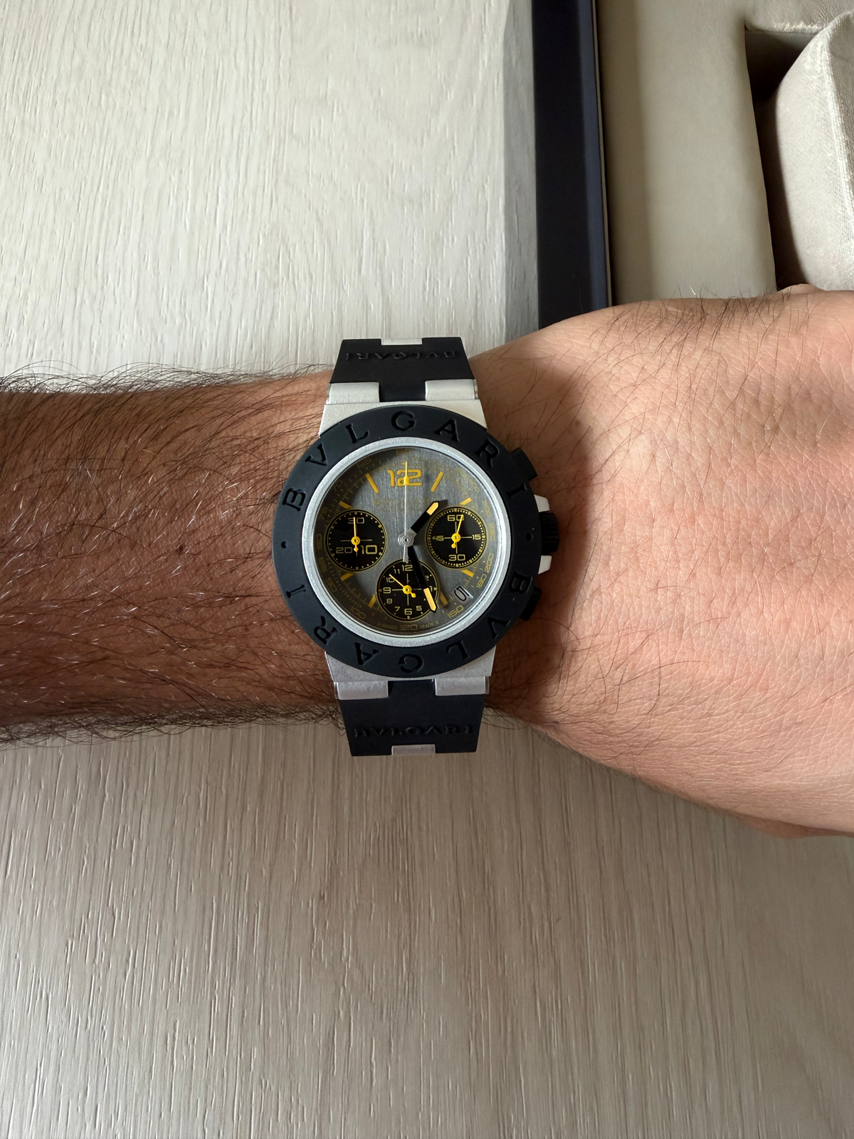 BVLGARI TITANIUM PRATA  43MM