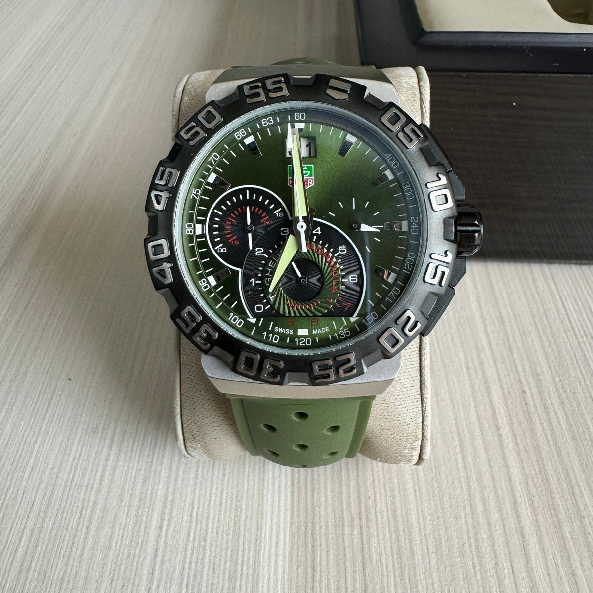 TAG HEUER F1 FORMULA 1 PRATA VERDE 43MM