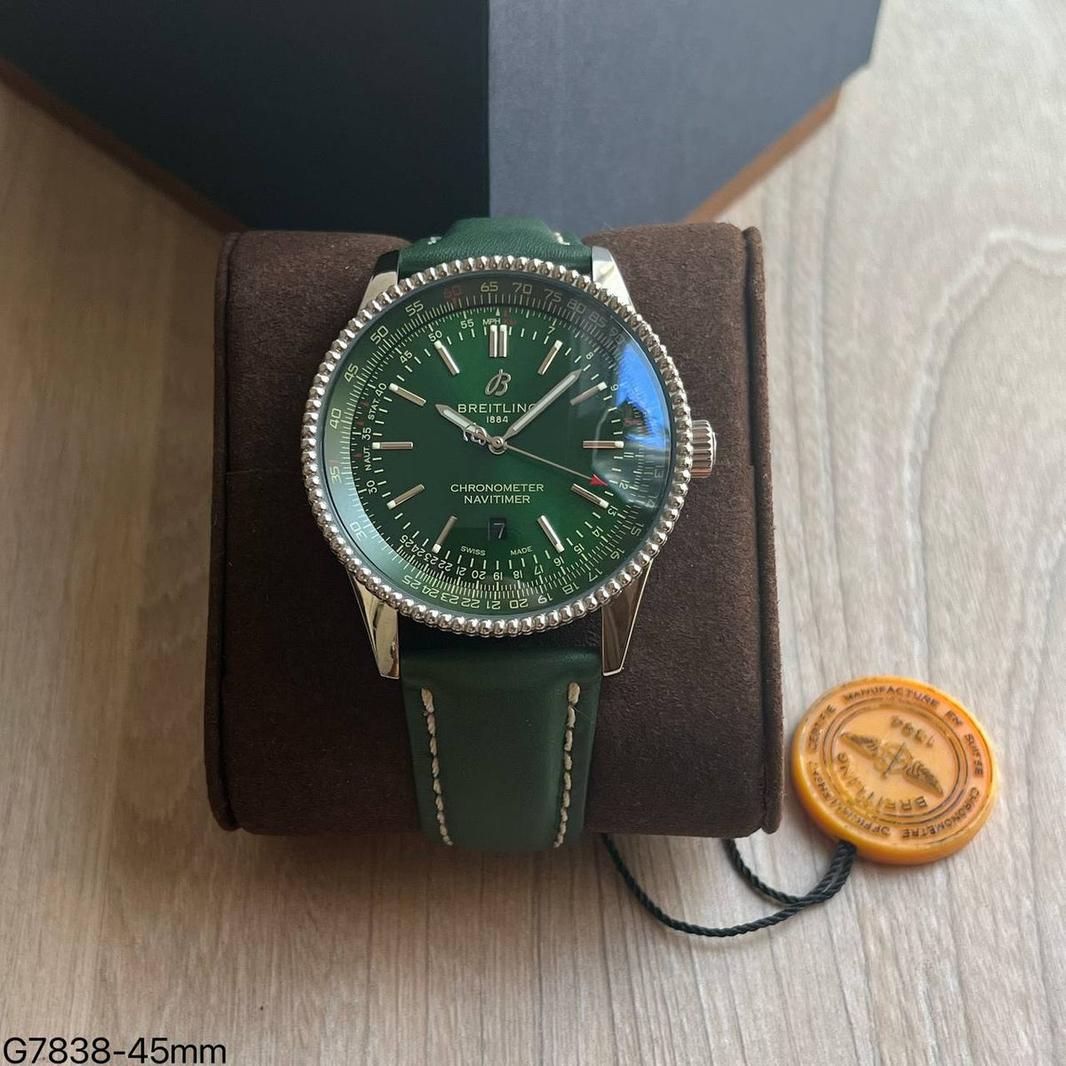 BREITLING NAVITIMER VERDE COURO AUTOMÁTICO 46MM