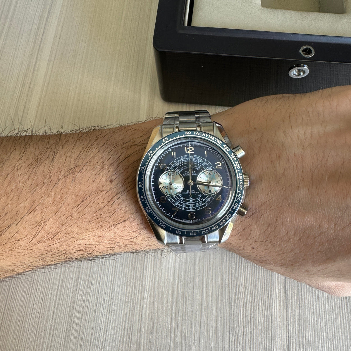 OMEGA SPEEDMASTER PRATA AZUL 44MM
